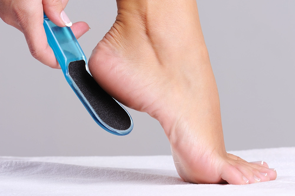 revisa tus pies de verano para evitar problemas